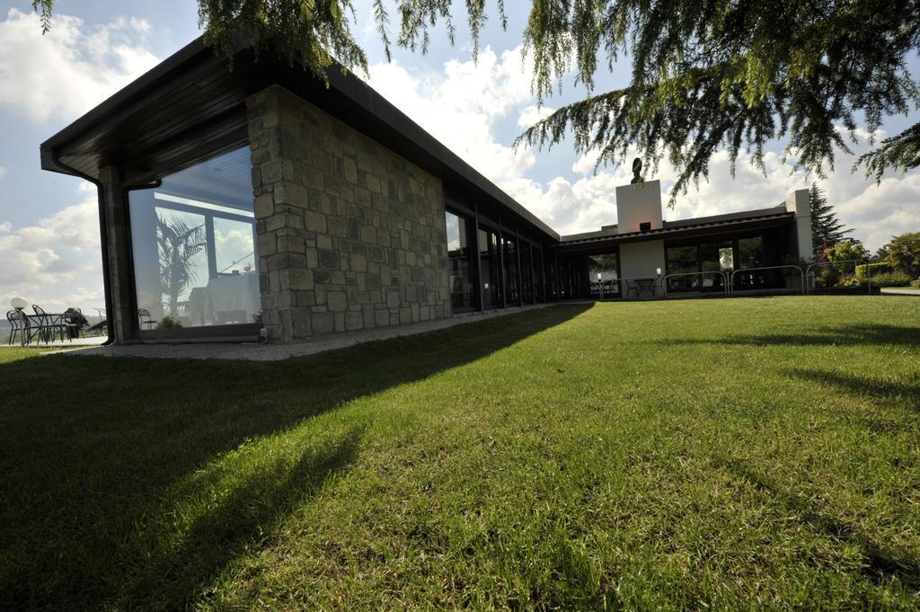 Ca' Del Lupo Hotel Montelupo Albese Bagian luar foto
